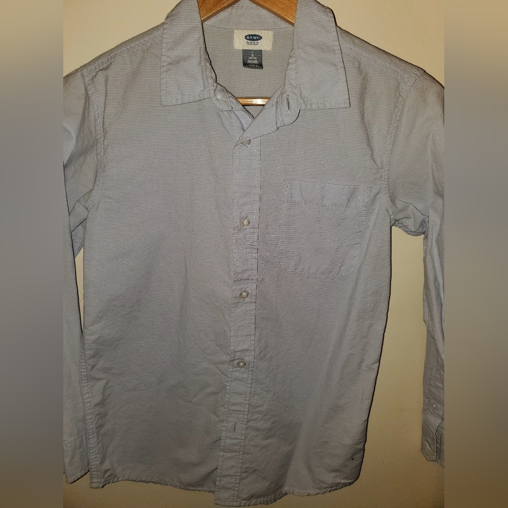 Like New Boys L(10-12) Old Navy Longsleeved Button Down Shirt